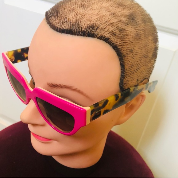 Prada Two Tone Cat Eye Tortoiseshell Sunglasses - Picture 9 of 13